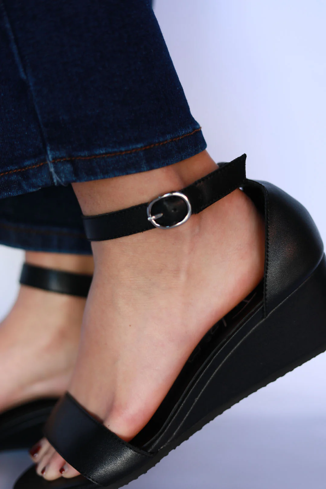 Addison Black - Image 5