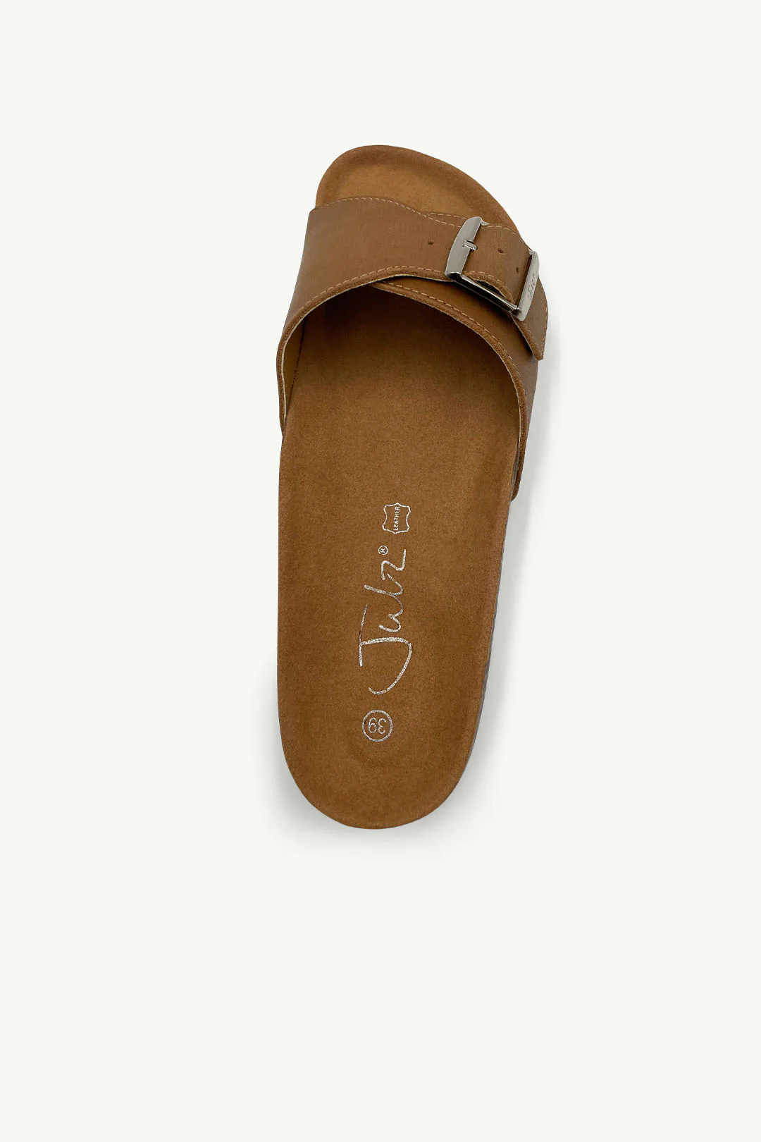 Amber Tan - Image 4