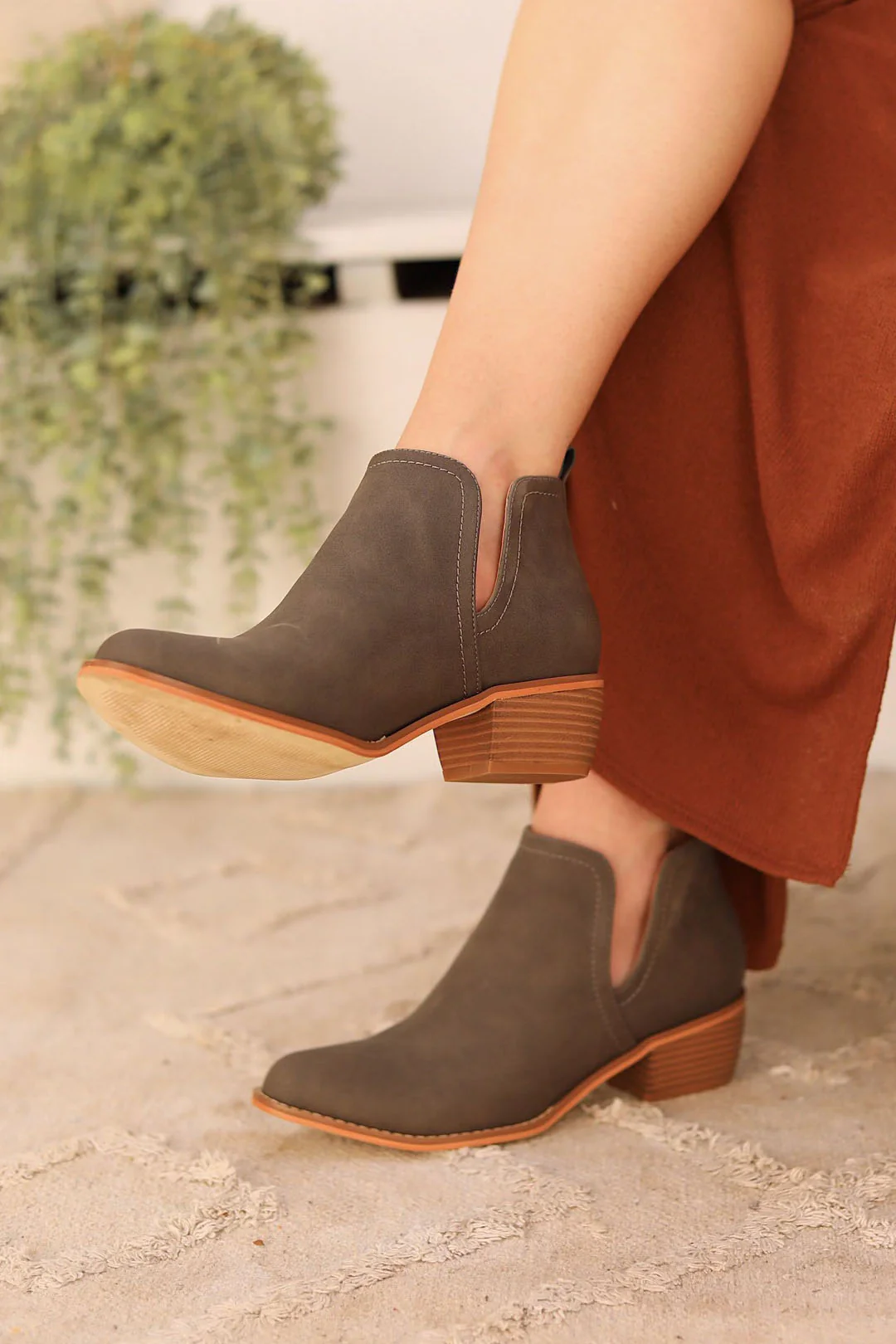 Amelia Chocolate - Image 5