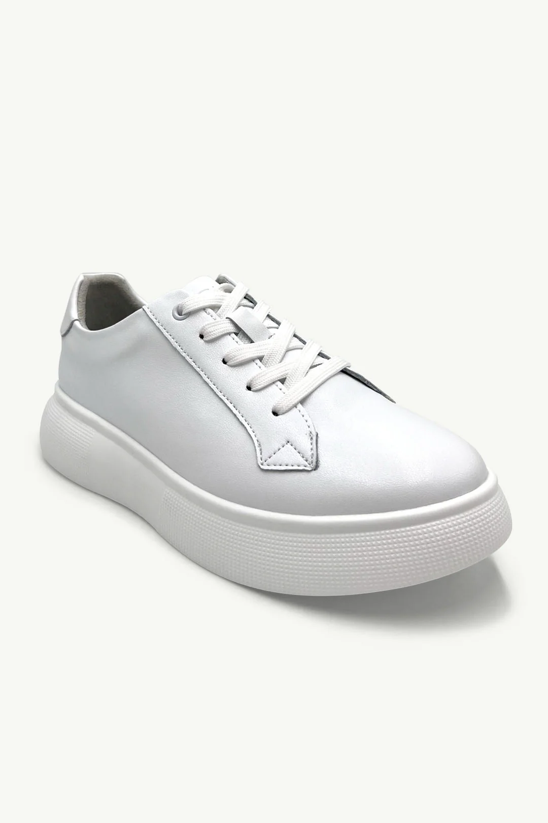 Bayley White - Image 2