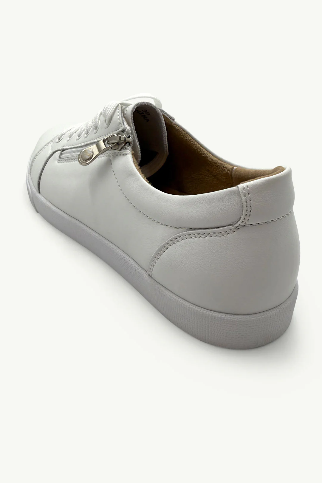 Breezy White - Image 3
