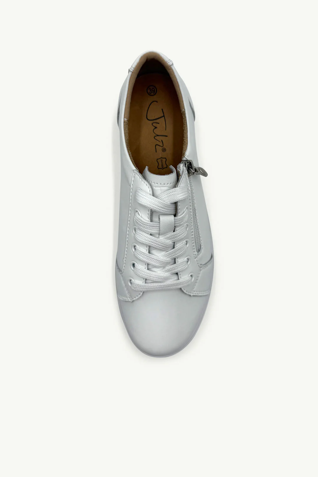 Breezy White - Image 4