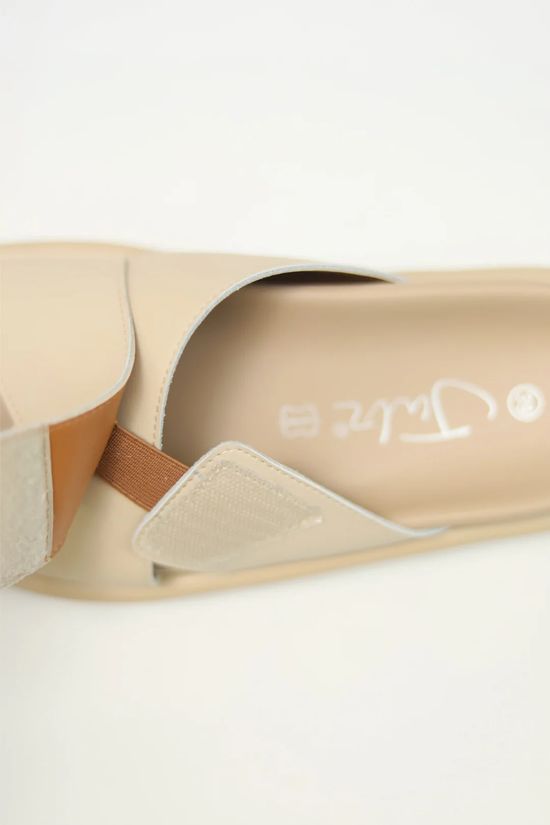 Connor Beige - Image 7
