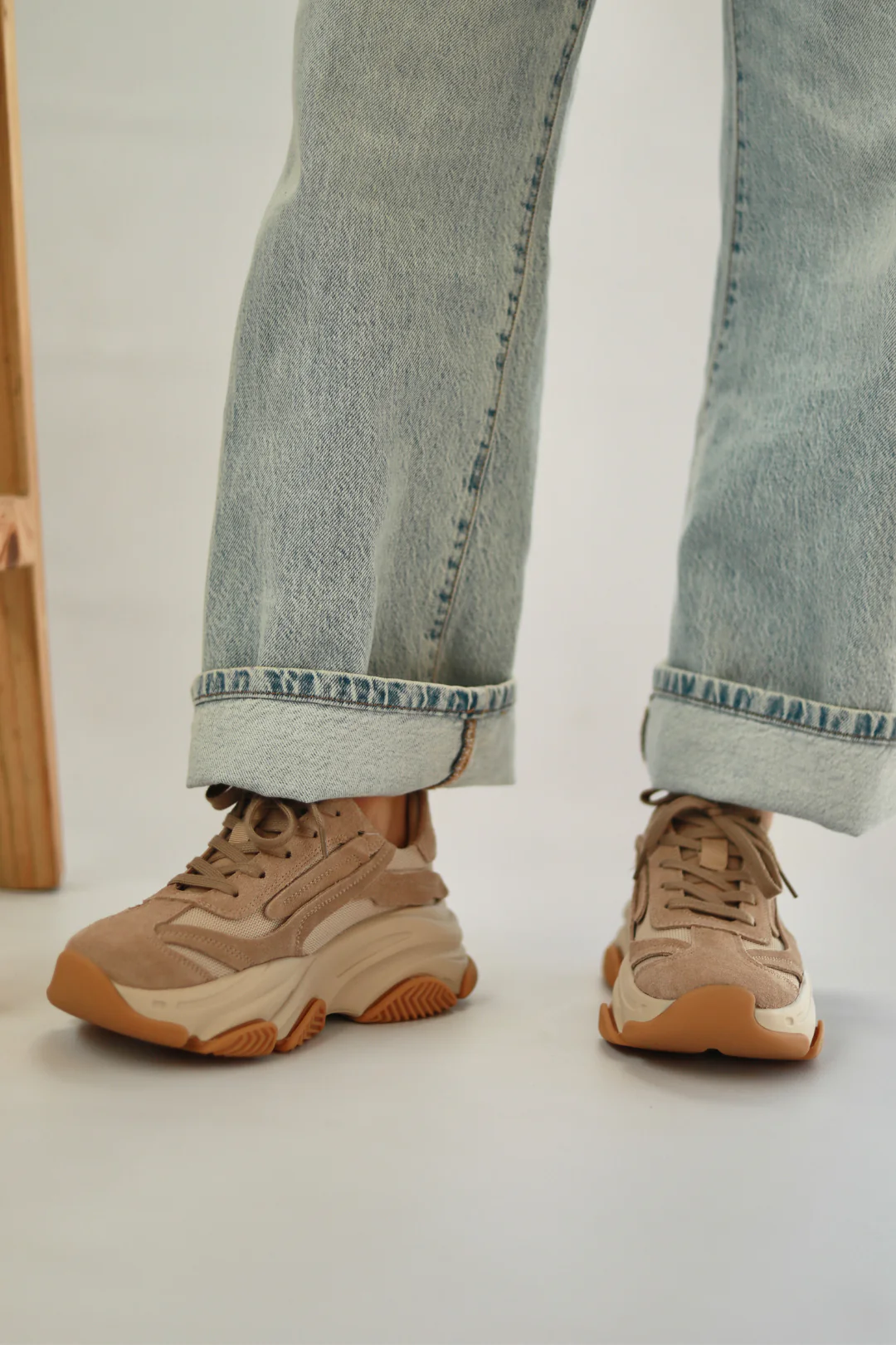 Jess Beige - Image 7