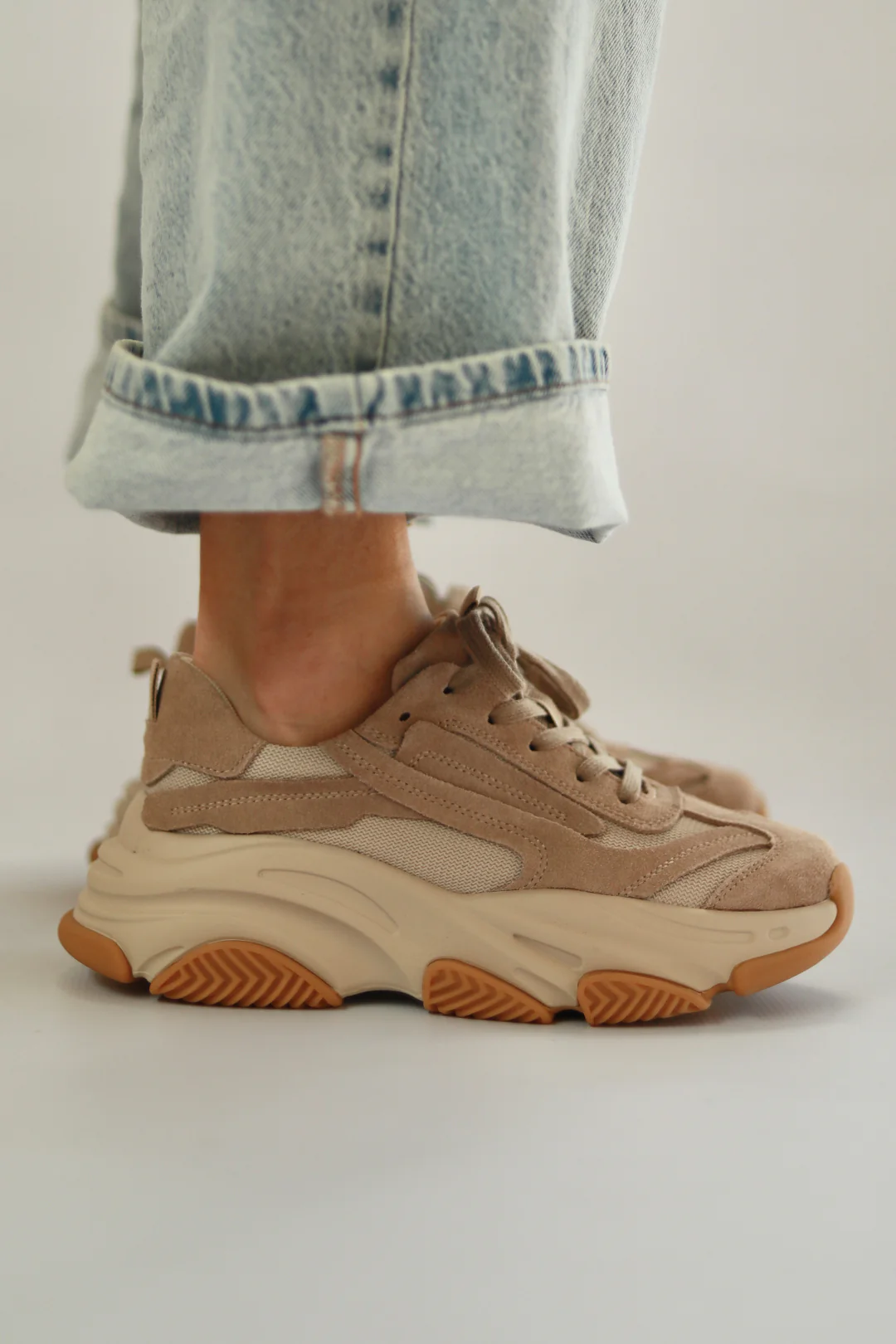 Jess Beige - Image 8