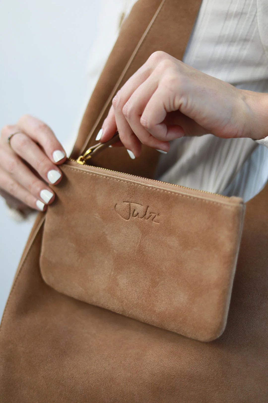 Kat Beige - Image 4