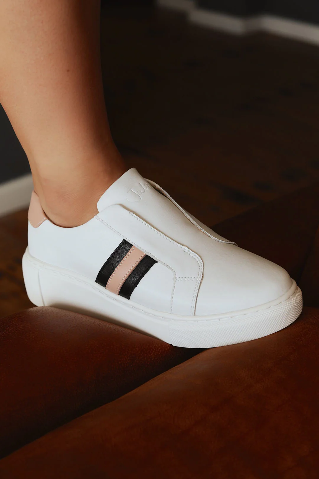 Serena White Blush - Image 5