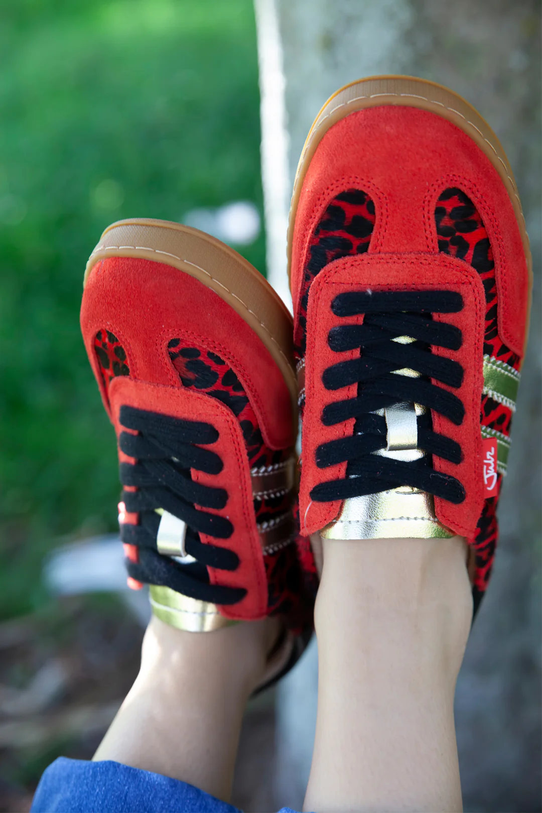 Shiloh Cherry Red + Gold - Image 7