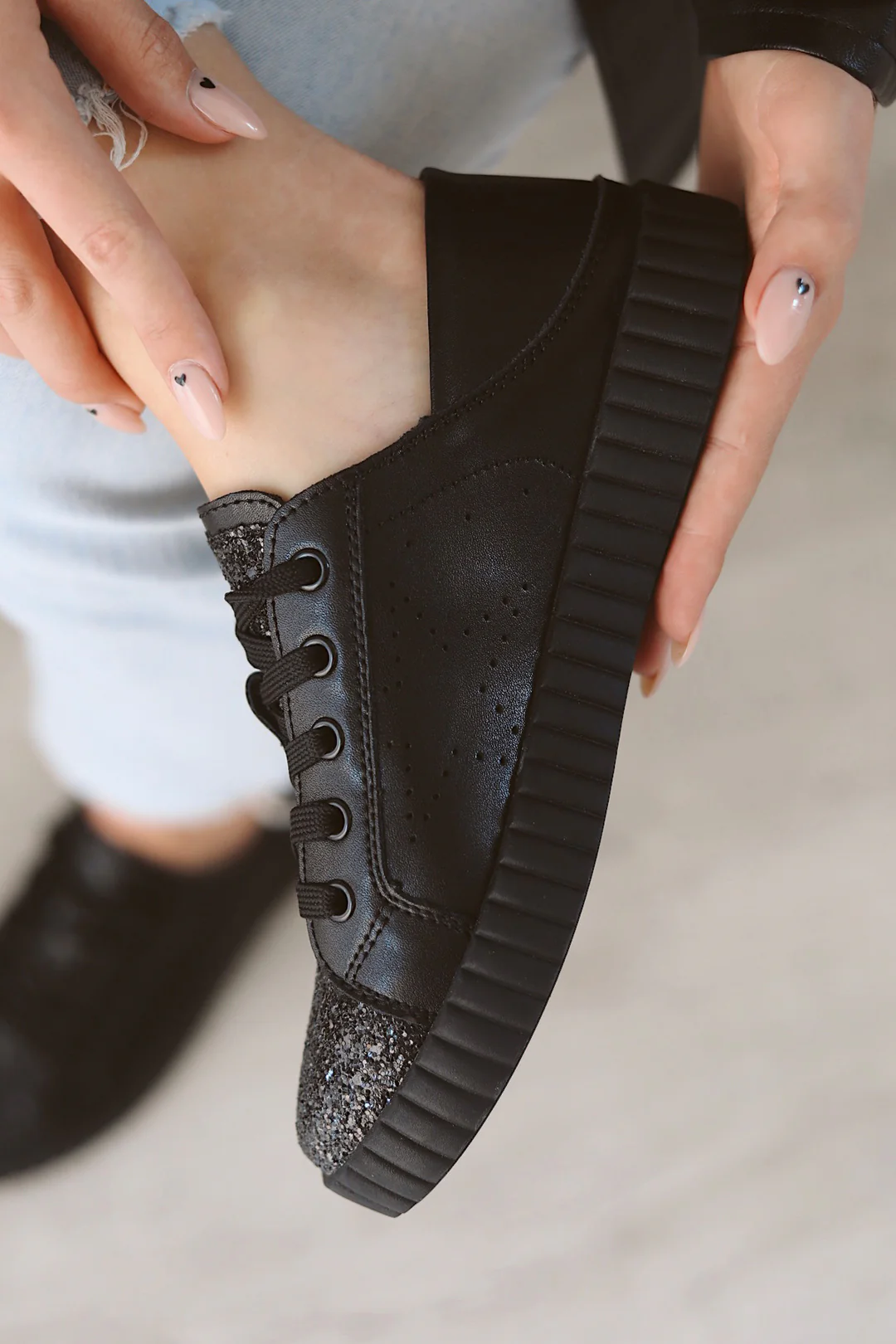 Valentina Black Glitter Toe - Image 4